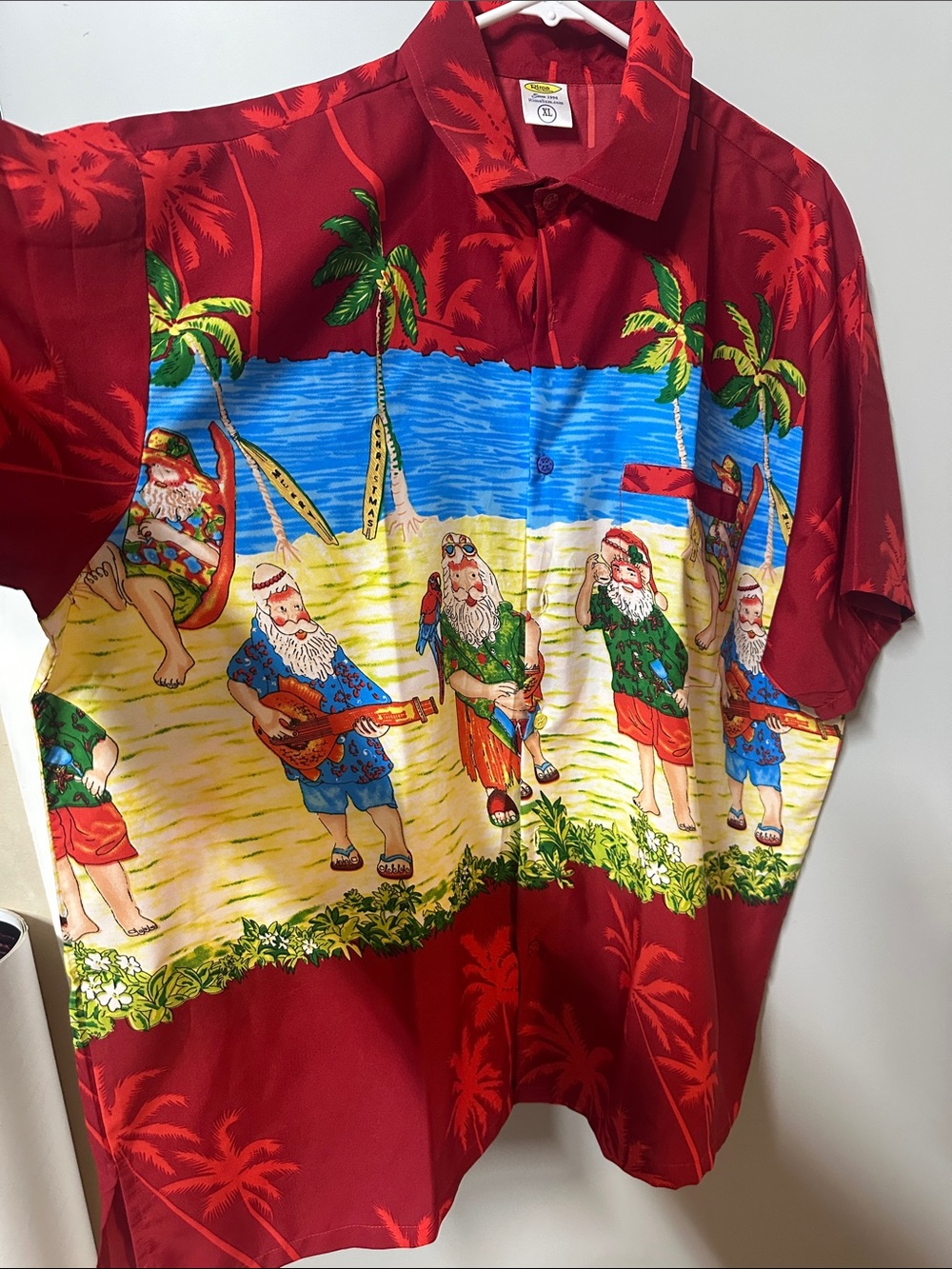 Men's Red Hawaiian Santa Print Shirt. 2XL